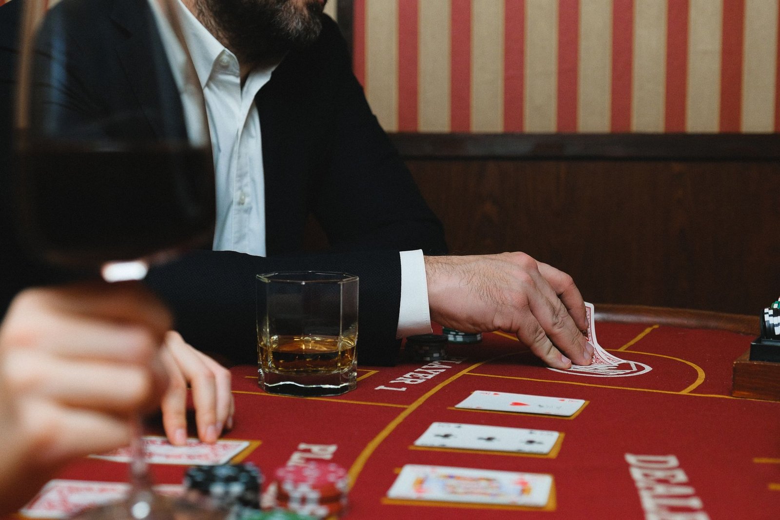 Betya Casino Review: Navigating Geolocation and Compliance for Seamless Payouts